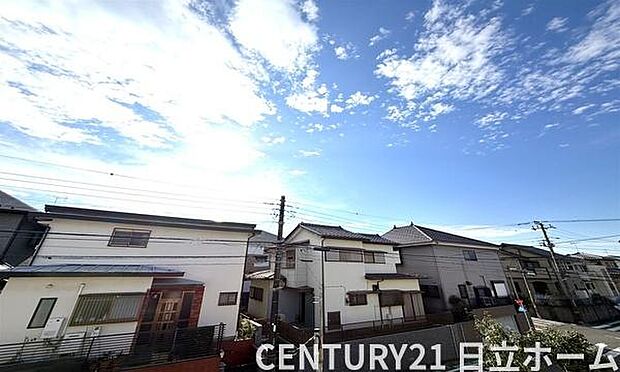 《眺望》 ■目の前には気持ちの良い空が広がります。