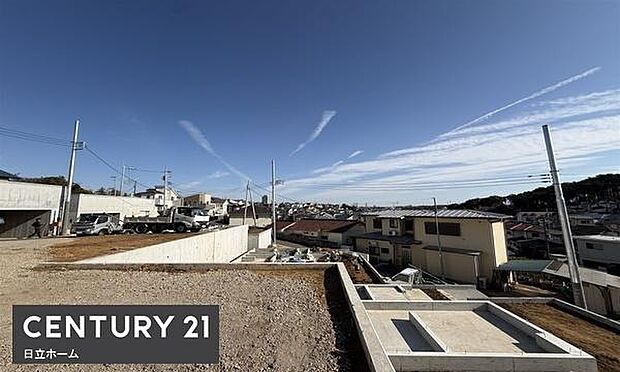 《前面道路》 ■落ち着いた住環境です。