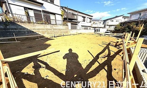 車通りも少ないため、落ち着いた雰囲気です。お子様がいらっしゃる方もご安心かと思います。