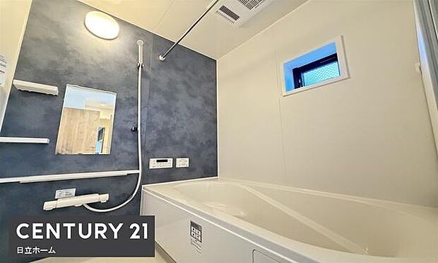 《浴室　》　■バスルームは一日の疲れを癒す居心地の良い空間です。