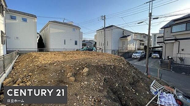 《前面道路》 ■落ち着いた住環境です。