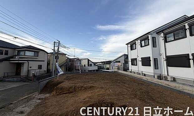 《現地》 ■安心して暮らせそうな住環境です。