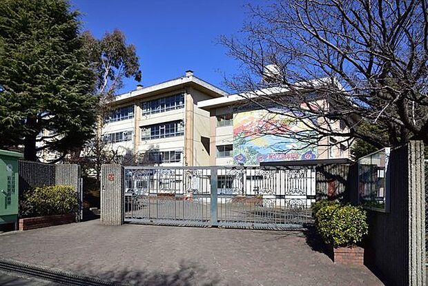 川崎市立有馬中学校まで1774m