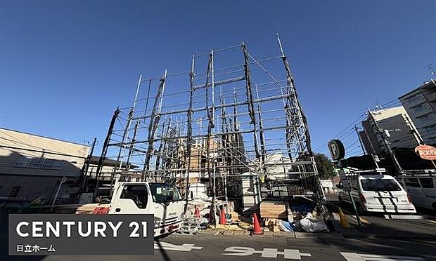 《前面道路》 ■閑静な住宅街の一角