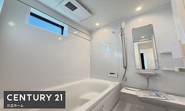 《浴室 》 ■バスルームは一日の疲れを癒す居心地の良い空間です。