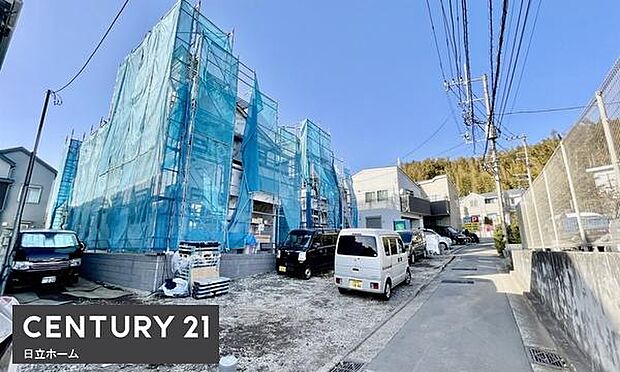 《前面道路》 ■落ち着いた住環境です。