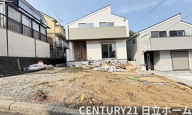 《前面道路》 ■落ち着いた住環境です。