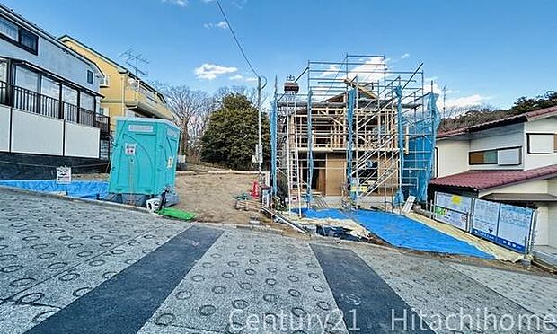 《前面道路》 ■落ち着いた住環境です。