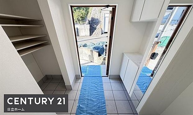 《玄関》　■我が家の顔である玄関。帰るのが楽しみになりますね。