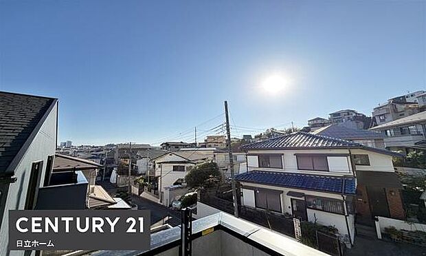 《眺望》　■目の前には気持ちの良い空が広がります。