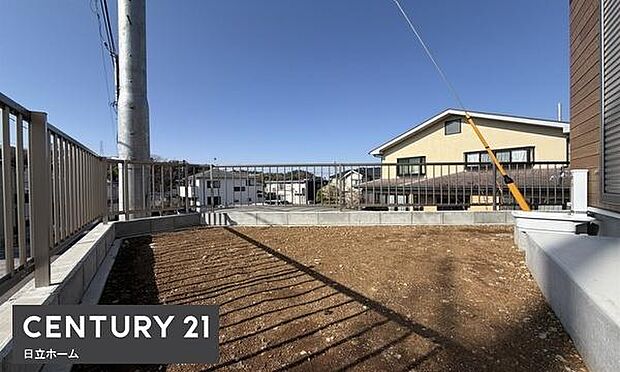 《庭》 ■土と緑が身近に感じられるお庭があるのは嬉しいですね。