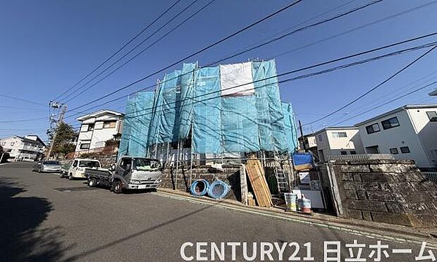 《前面道路》 ■閑静な住宅街の一角