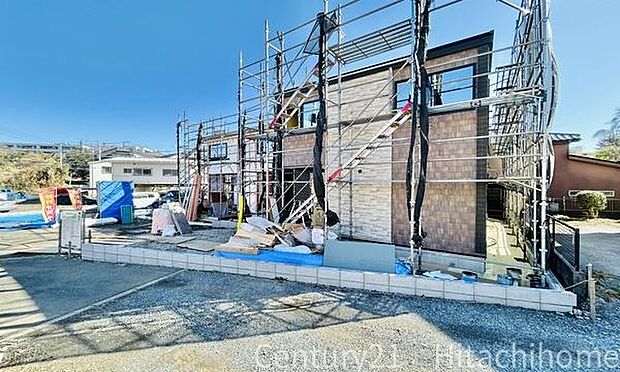 《前面道路》 ■落ち着いた住環境です。