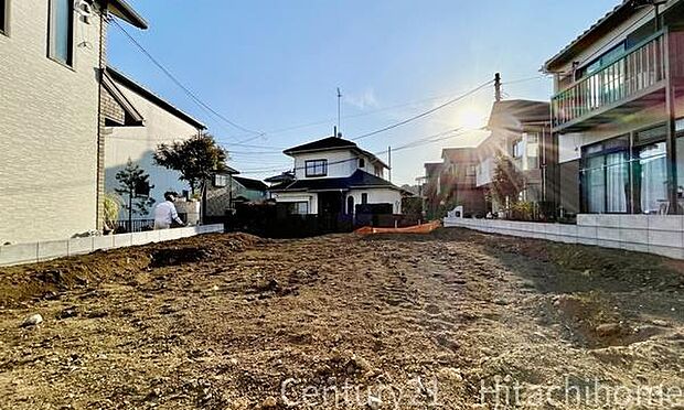 《現地》 建築中写真です。