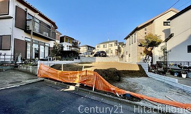 《現地》 建築中写真です。