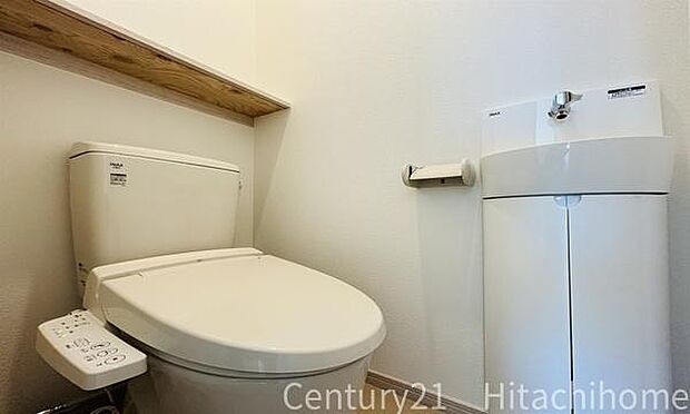 《トイレ》 ■手洗い水栓のあるホテルライクなトイレです。程よい空間が実は一時の安らぎタイム。