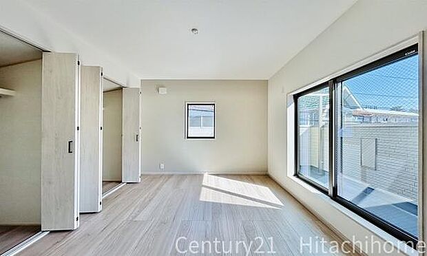 《洋室 同業者施工例写真》 ■くつろぎの場としてだけでなく、趣味や仕事のパーソナルスペースとしても活躍する洋室。個の時間をたっぷり楽しめる快適空間です。