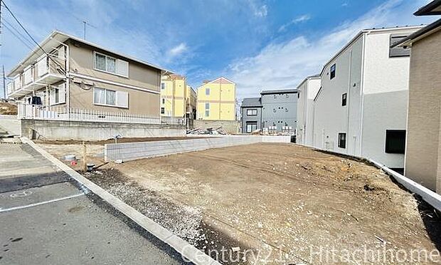 《前面道路》　■落ち着いた住環境です。