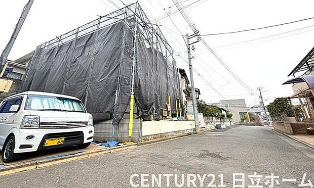 《前面道路》 ■落ち着いた住環境です。