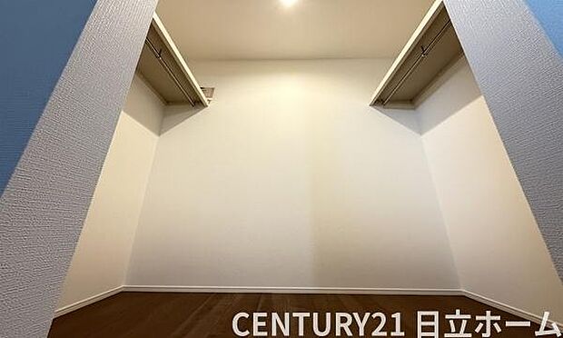 《収納》　■実用性を考慮した収納です。