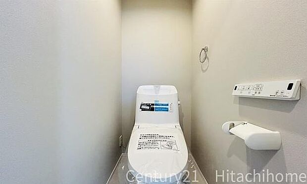 《トイレ》 ■清潔感のある落ち着いたトイレ。