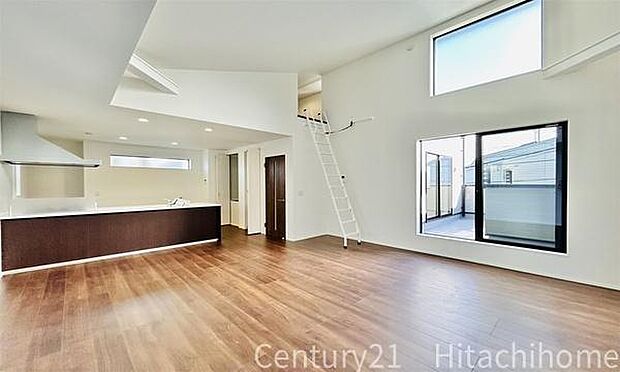 《リビングダイニング》 ■家族が自然と集まって、思い思いにくつろぎ、遊び、語らう、やすらぎの空間。隣室との間仕切りを開け放てばより一層開放的な空間に。