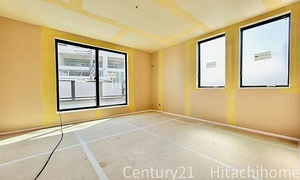 《寝室》 ■朝から日差しいっぱい、早起きしたくなる洋室。ベッドを置いてもゆとりを感じられる。窓からの朝日が心地よい目覚めへと誘います。ゆとりある広さを確保し、心地よいプライベートタイムを演出します。