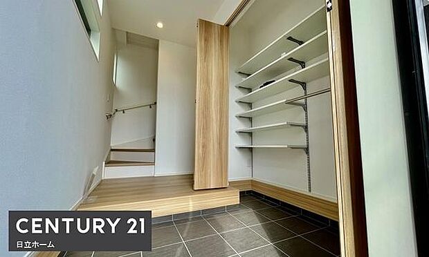 《玄関》 ■我が家の顔である玄関。帰るのが楽しみになりますね。