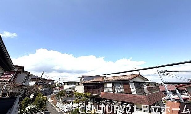 《眺望》 ■「空」×「光」×「風」。開放感を具現化したような現地は、まさに「永住の地」としての選択肢です。