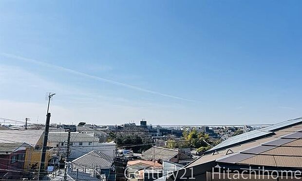 《眺望》 ■前面に高い建物がないので開放的で開けた眺望が望めます。