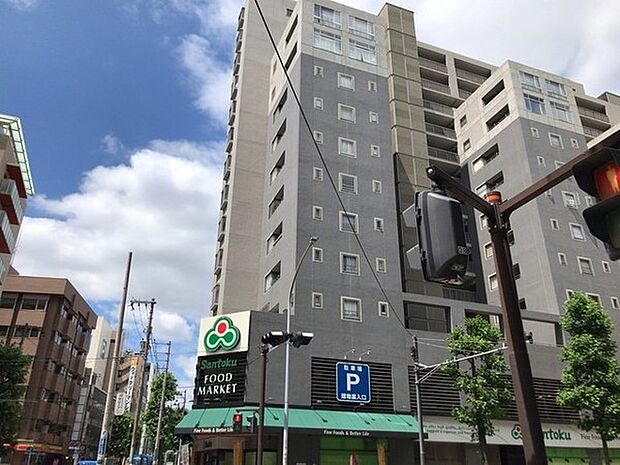 三徳長者町店まで1255m、健康によく、美味しく、環境にやさしい商品を提供するハイクオリティフードストア。駐車場25台分有り。