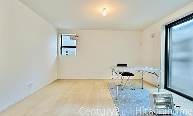 《寝室》 ■心地よい眠りへといざなうしっとりと落ち着いた雰囲気の寝室。