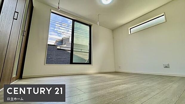 《洋室》 ■明るくスタイリッシュな空間になっています。