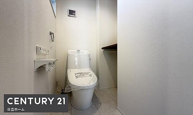 《トイレ》　■清潔感のある落ち着いたトイレ。