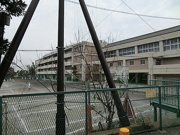 横浜市立仲尾台中学校まで2280m