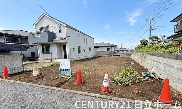 《前面道路》　■落ち着いた住環境です。