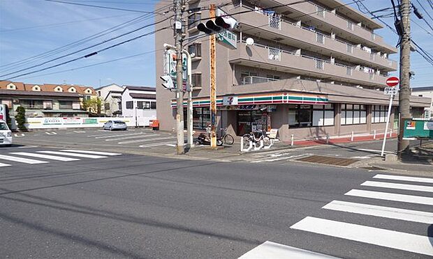 セブンイレブン川崎野川くぬぎ坂店まで931m