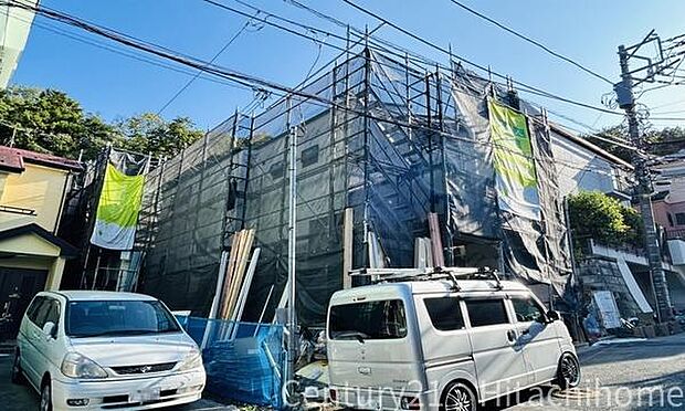 《外観》 ■豊かな光が照らすこの場所は、たわいもない会話を楽しみ、ゆったりとした時間を過ごす場所。家族の日常が刻まれる大切な空間です。