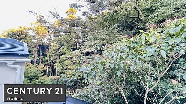 《眺望》 ■「空」×「光」×「風」。開放感を具現化したような現地は、まさに「永住の地」としての選択肢です。