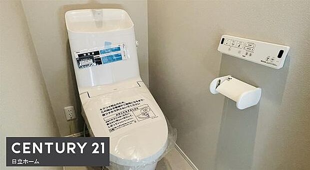 《トイレ》　清潔感のある落ち着いたトイレ。