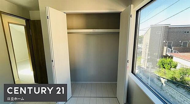 《収納》　■使い勝手の良い収納です