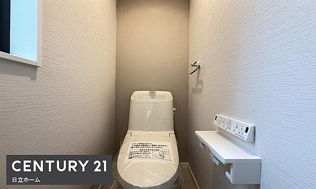 《トイレ》 ■清潔感のある落ち着いたトイレ。