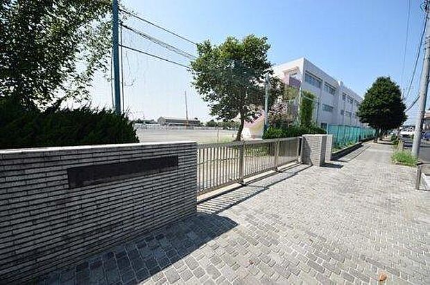 横浜市立中和田小学校まで784m、1892年創立 共に育つ中和田