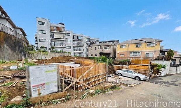 《前面道路》 ■落ち着いた住環境です。
