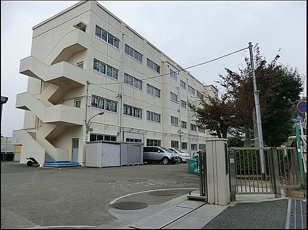 横浜市立小菅ケ谷小学校まで455m