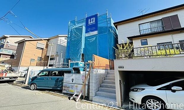 《外観》　■家族みんなが落ち着ける場所。
