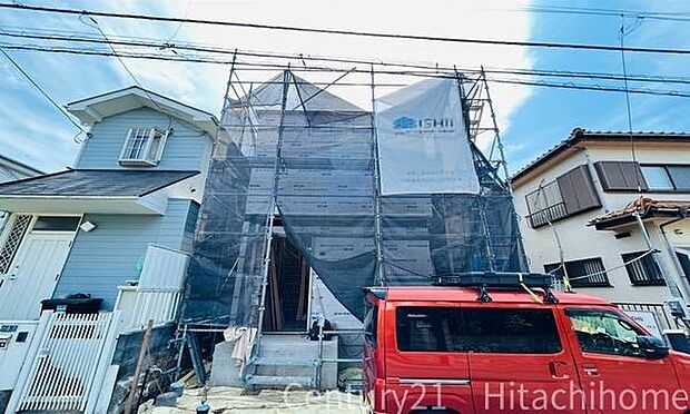《現地》　青い空と白い雲、気分が晴れる場所がここにあります。