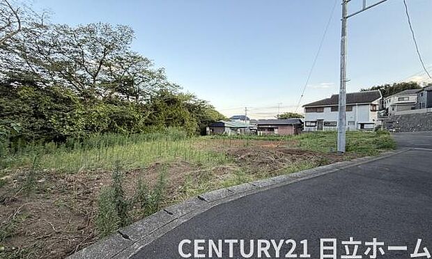 《前面道路》　■落ち着いた住環境です。