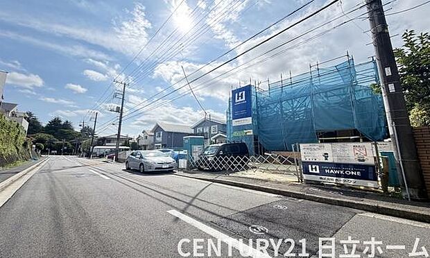 《前面道路》 ■落ち着いた住環境です。