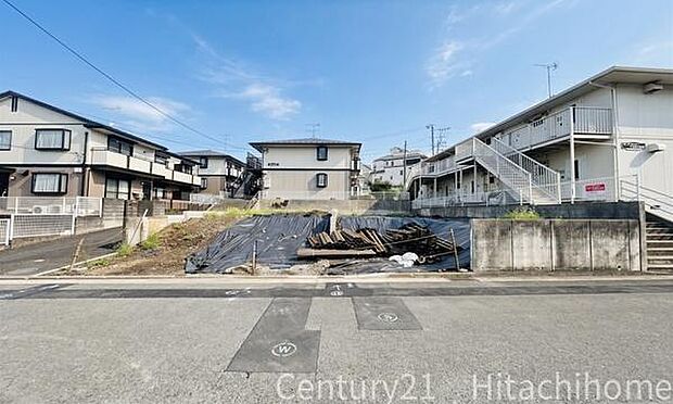 《前面道路》 ■落ち着いた住環境です。